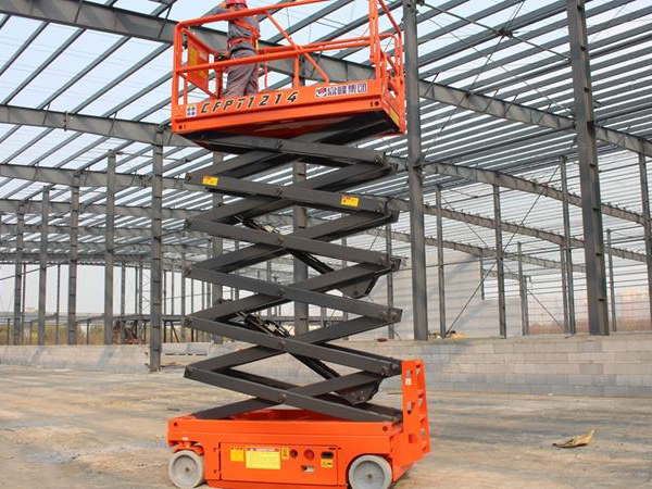 施工升降機(jī)在使用中的3個(gè)優(yōu)勢分析 施工升降機(jī)在使用中的3個(gè)優(yōu)勢分析